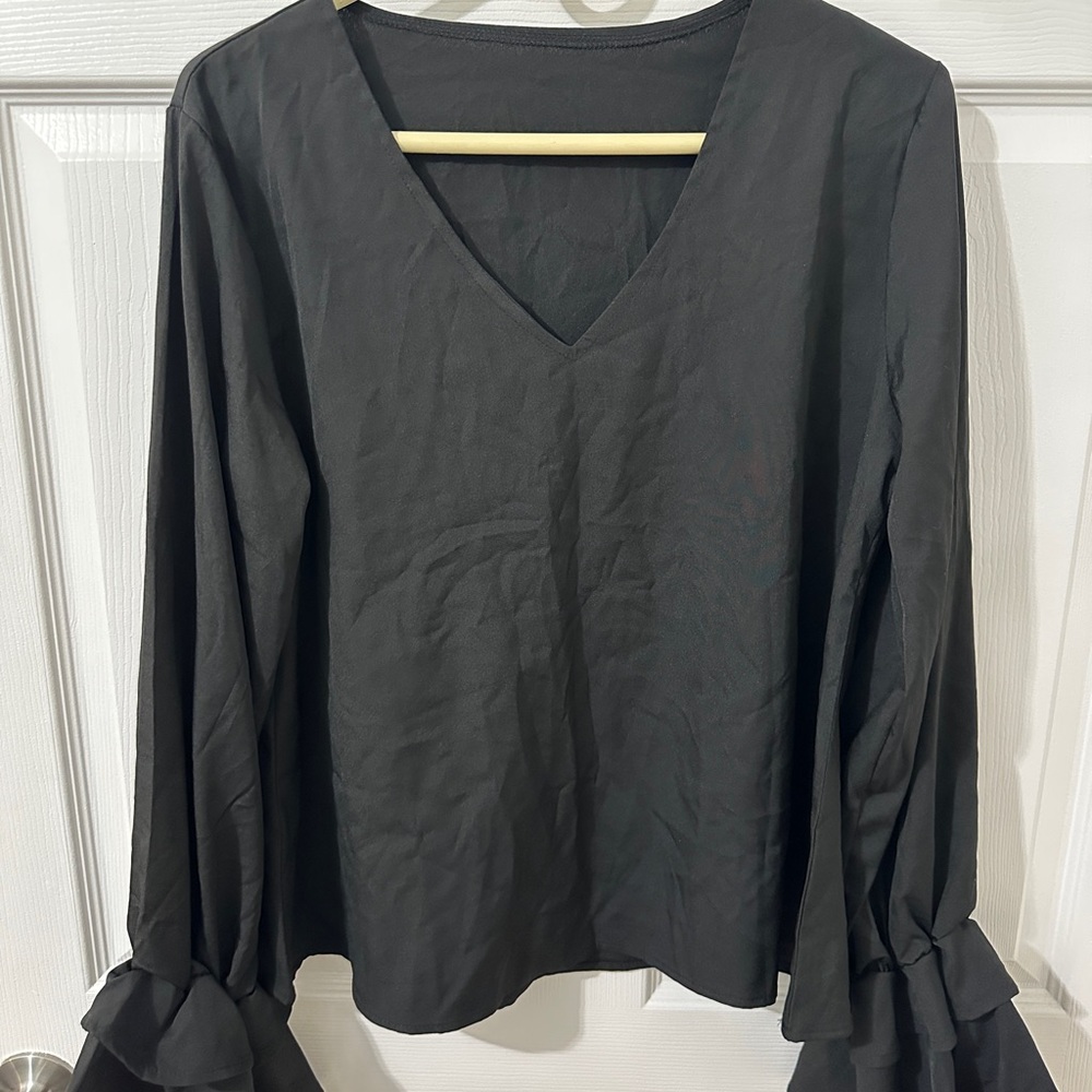 Elegant Black V-Neck Women's Top